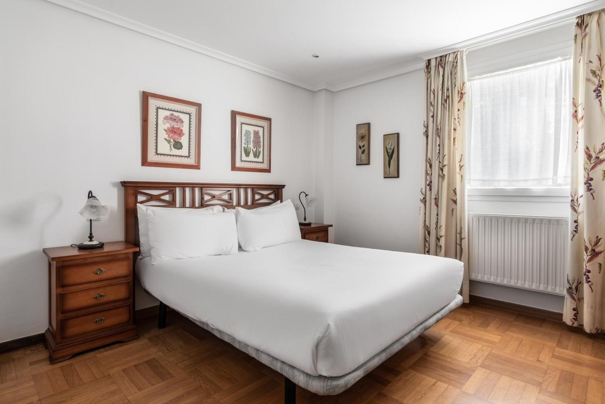 Apartamentos El Cid Бургос Экстерьер фото